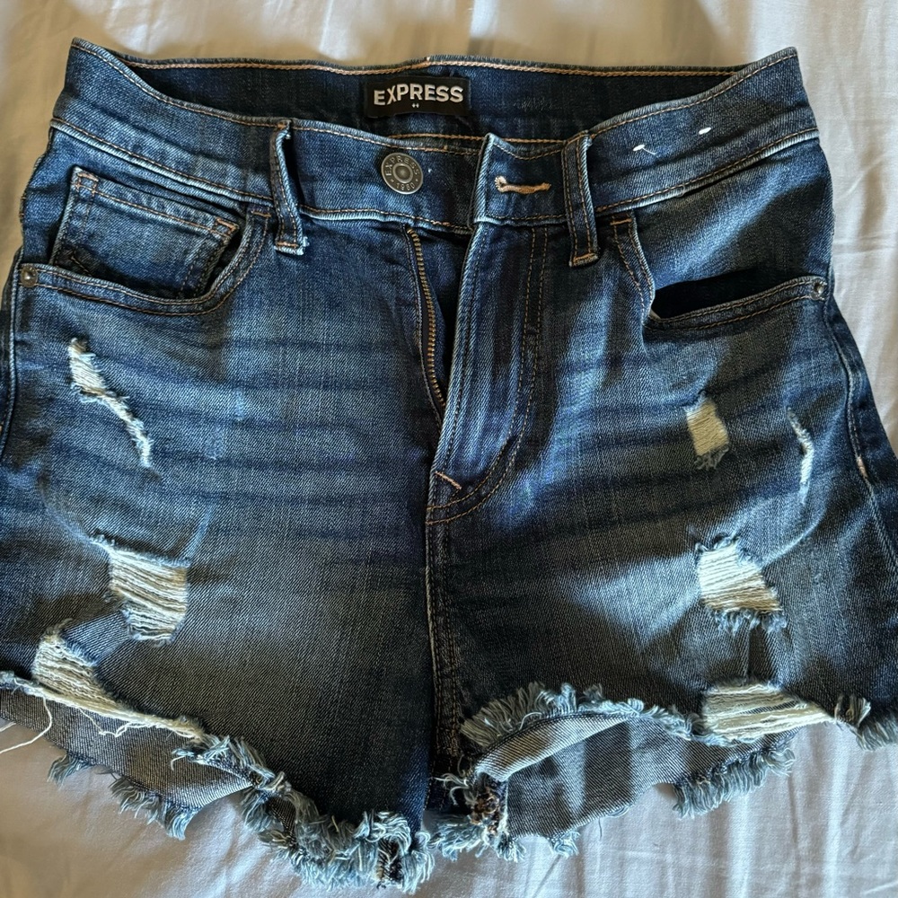 Express women’s denim short. Size 0